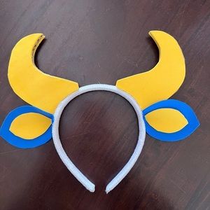 Babe the Blue ox headband and faux fur